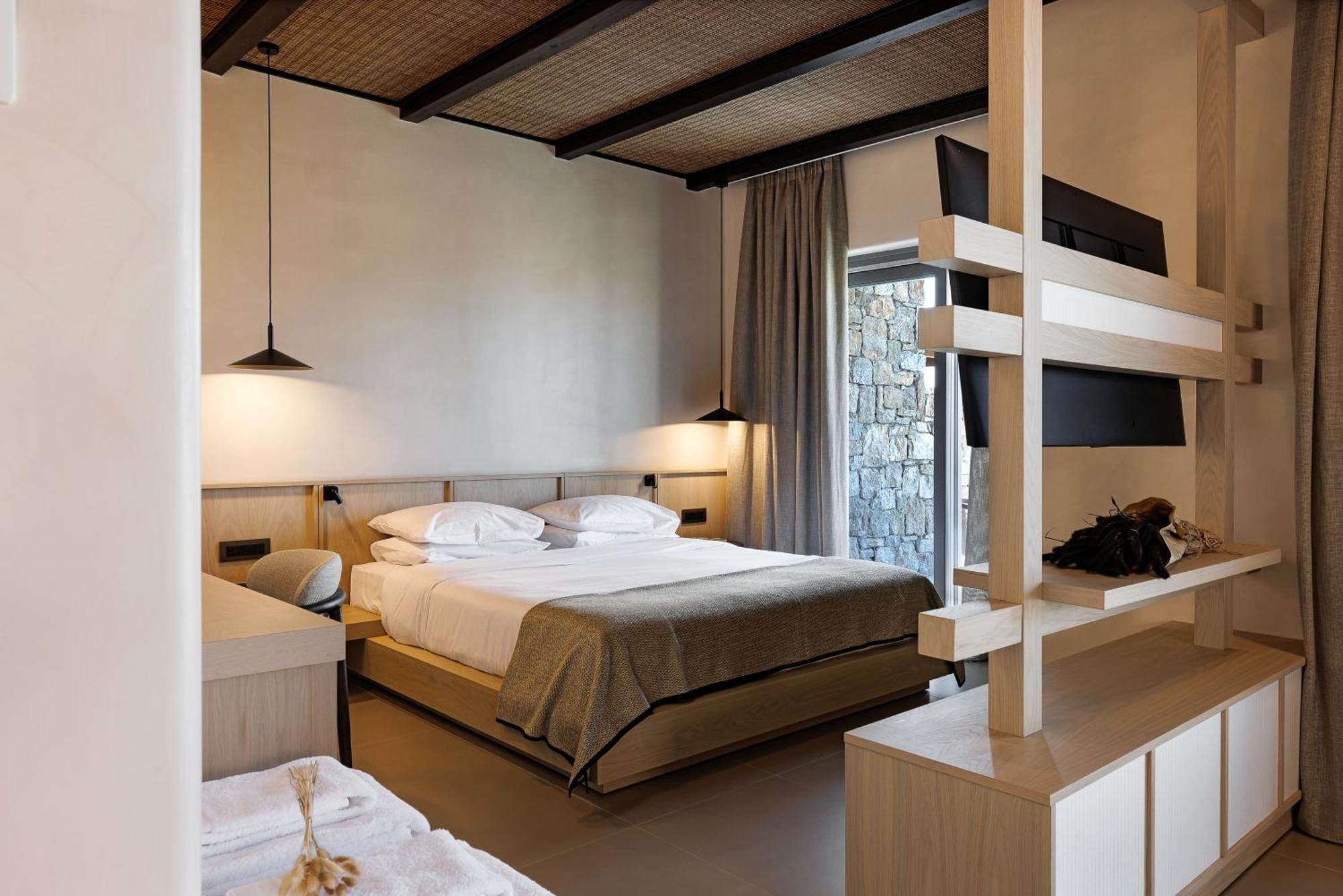 Maximus Deluxe Suite Sea view with private pool