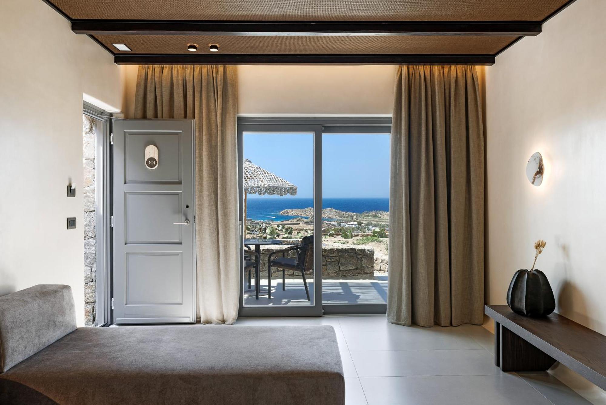 Superior Family Room Sea View With Hot Tub